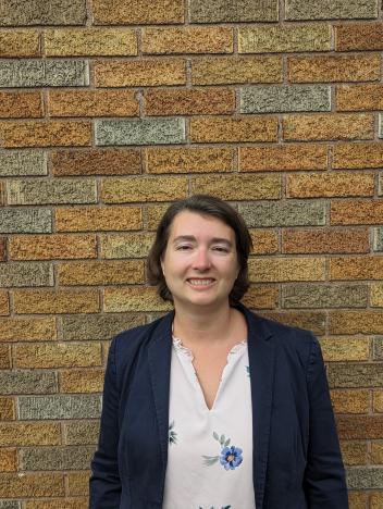 image of Laura Long