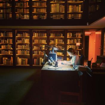 Women reading