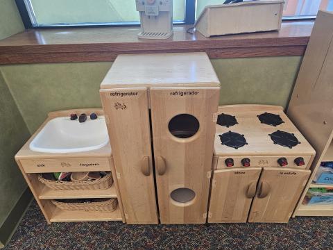 play kitchen